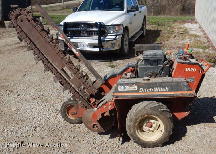 image for item DP5429 2006 Ditch Witch 1820  trencher