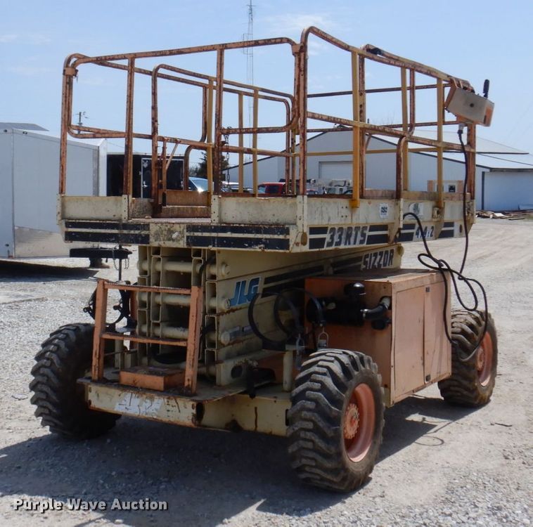 image for item DP5432 1997 JLG 33RTS  scissor lift