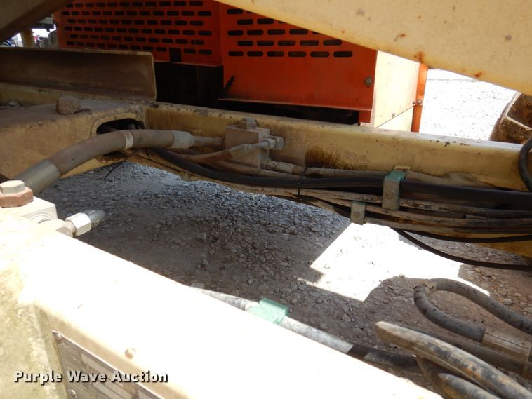 image for item DP5432 1997 JLG 33RTS  scissor lift