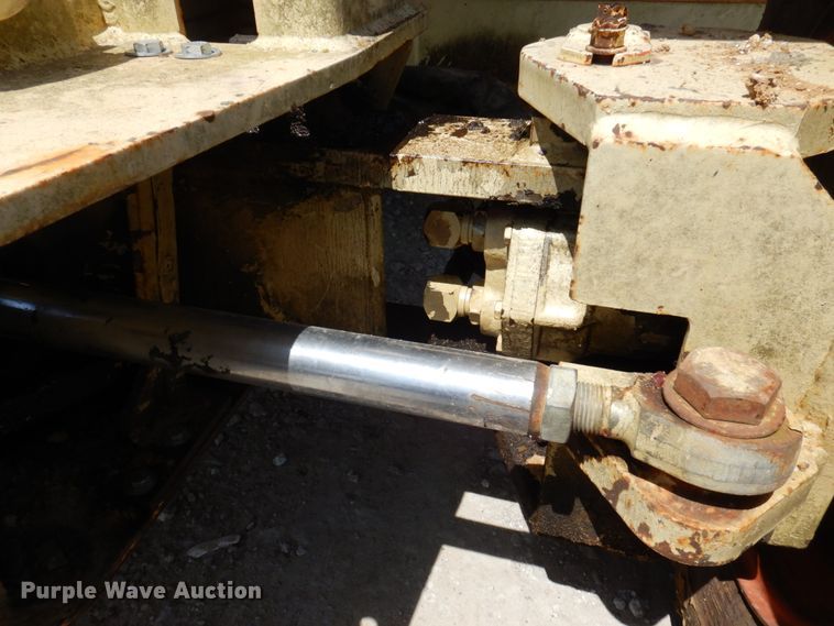 image for item DP5432 1997 JLG 33RTS  scissor lift