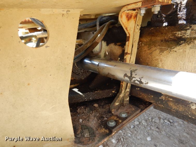 image for item DP5432 1997 JLG 33RTS  scissor lift