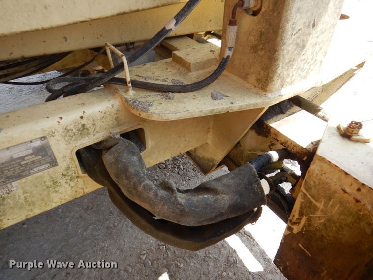 image for item DP5432 1997 JLG 33RTS  scissor lift