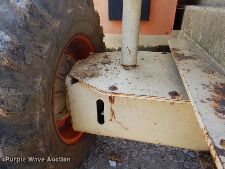 image for item DP5432 1997 JLG 33RTS  scissor lift