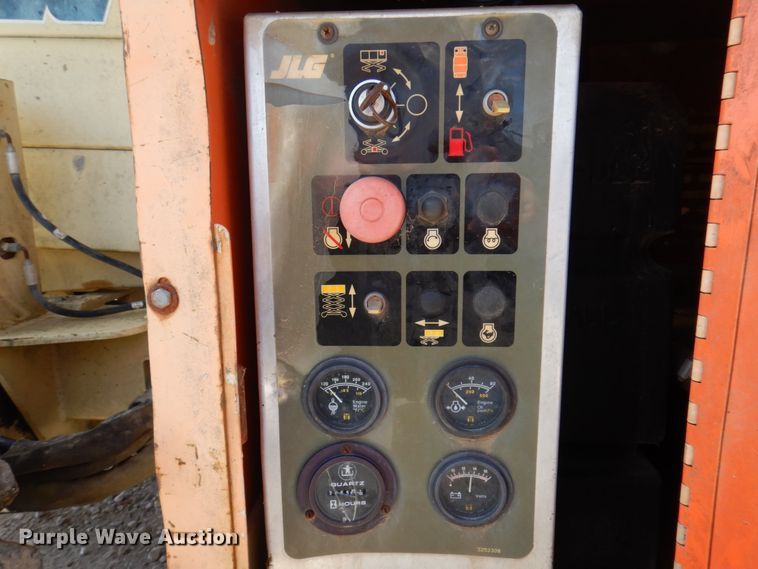 image for item DP5432 1997 JLG 33RTS  scissor lift