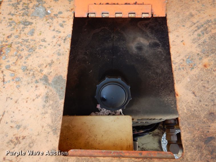 image for item DP5432 1997 JLG 33RTS  scissor lift