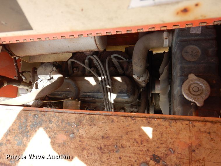 image for item DP5432 1997 JLG 33RTS  scissor lift