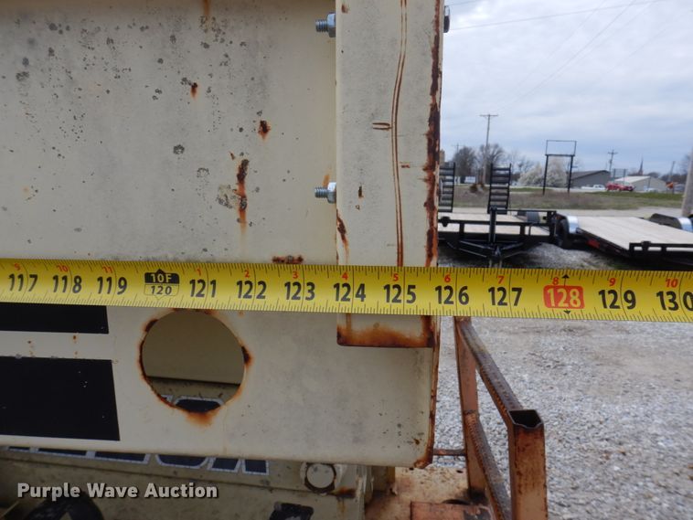 image for item DP5432 1997 JLG 33RTS  scissor lift