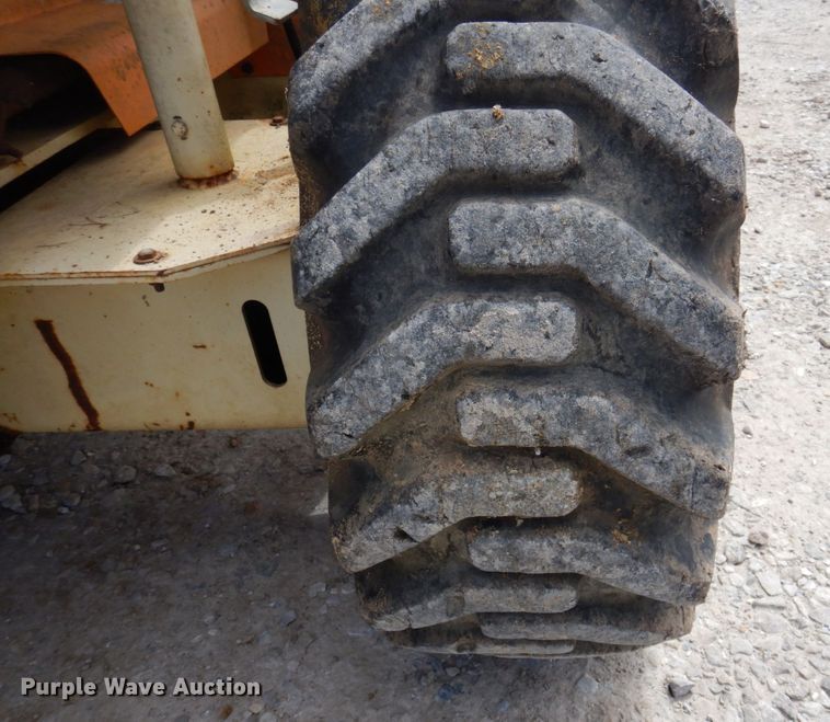 image for item DP5432 1997 JLG 33RTS  scissor lift