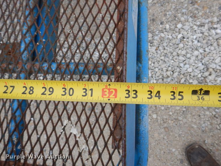 image for item DP5438 1998 Genie S40  boom lift