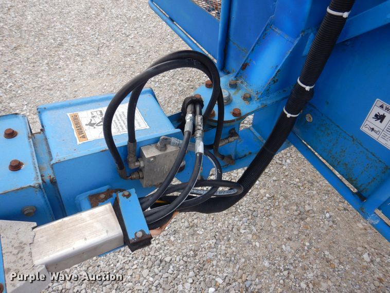 image for item DP5438 1998 Genie S40  boom lift