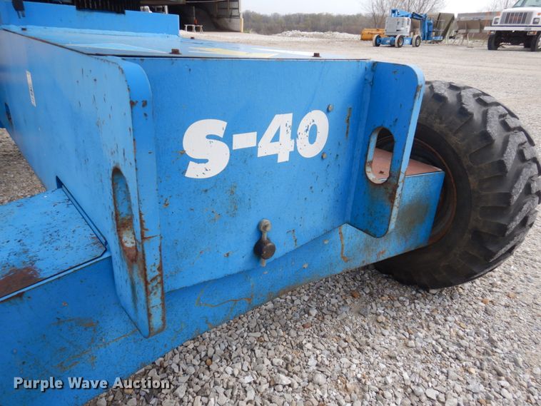 image for item DP5438 1998 Genie S40  boom lift