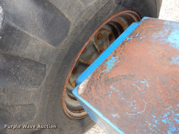 image for item DP5438 1998 Genie S40  boom lift