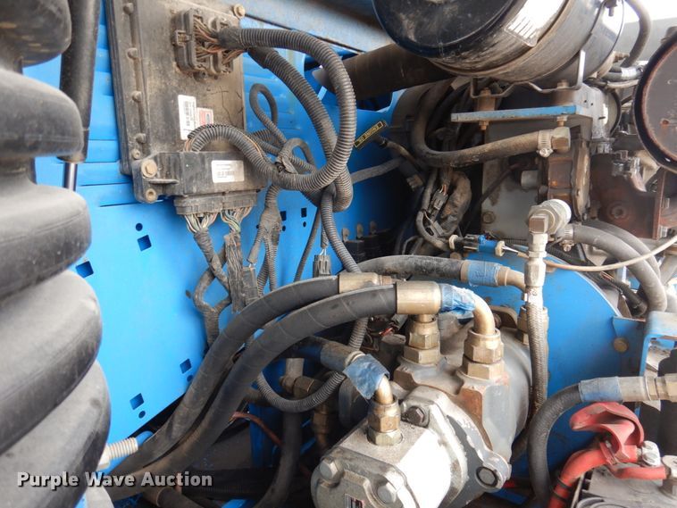 image for item DP5438 1998 Genie S40  boom lift