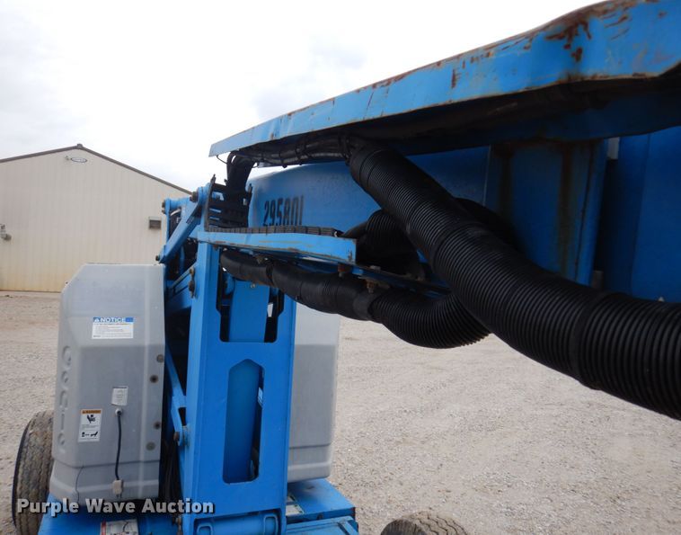 image for item DP5440 1999 Genie Z34/22  boom lift