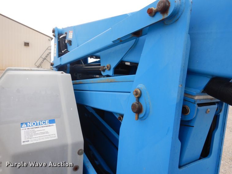 image for item DP5440 1999 Genie Z34/22  boom lift