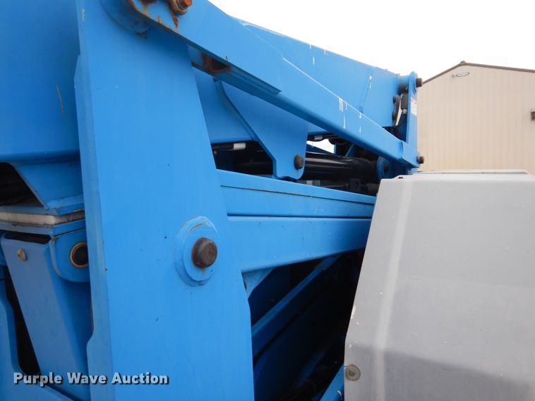 image for item DP5440 1999 Genie Z34/22  boom lift