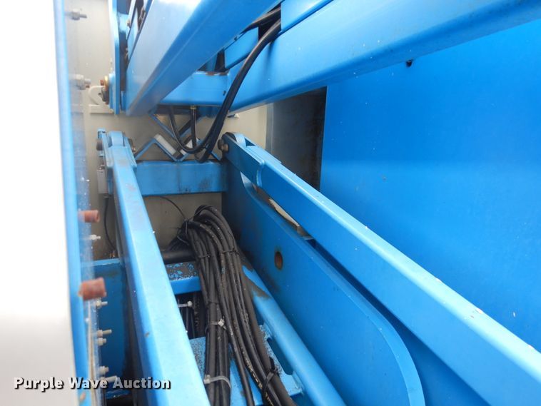 image for item DP5440 1999 Genie Z34/22  boom lift