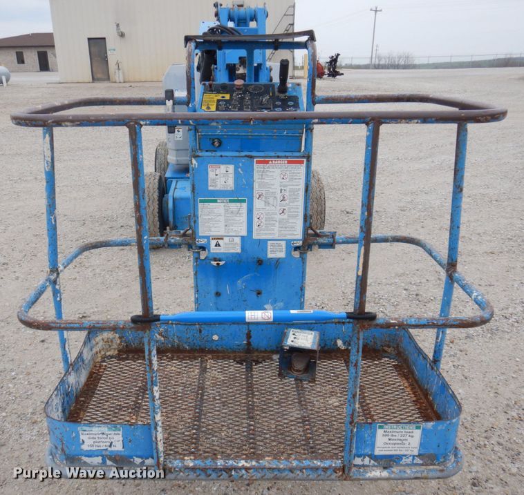 image for item DP5440 1999 Genie Z34/22  boom lift