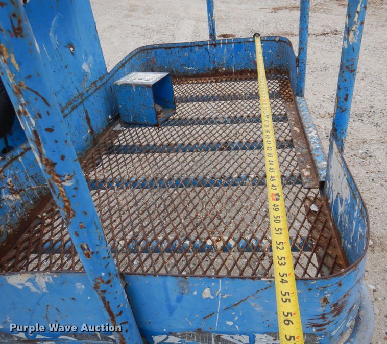 image for item DP5440 1999 Genie Z34/22  boom lift