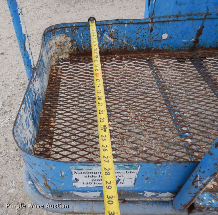 image for item DP5440 1999 Genie Z34/22  boom lift