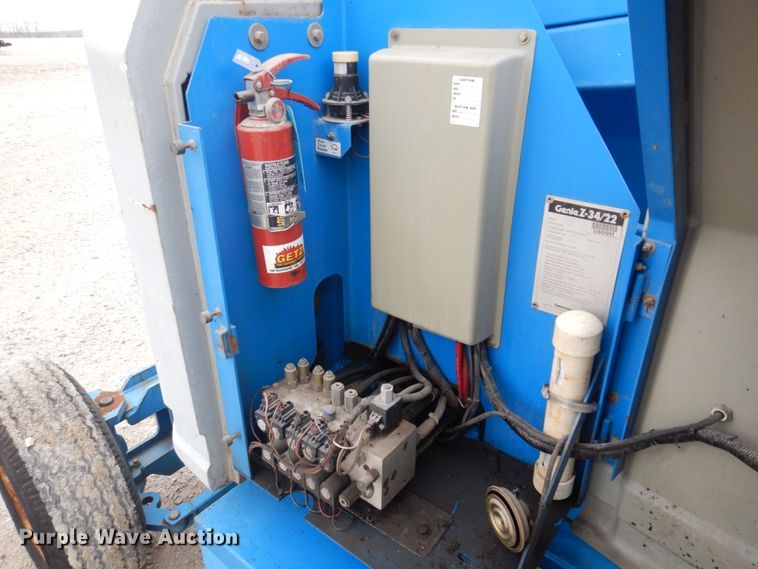 image for item DP5440 1999 Genie Z34/22  boom lift
