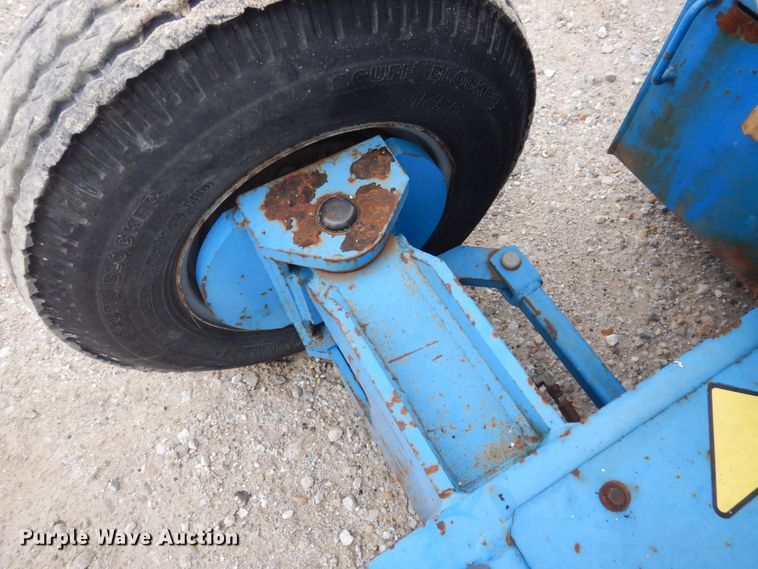 image for item DP5440 1999 Genie Z34/22  boom lift