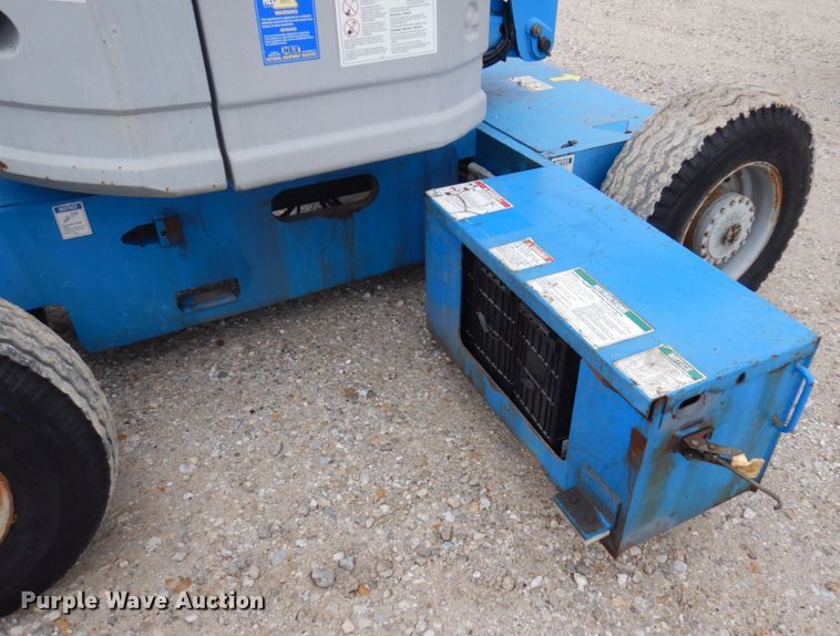 image for item DP5440 1999 Genie Z34/22  boom lift