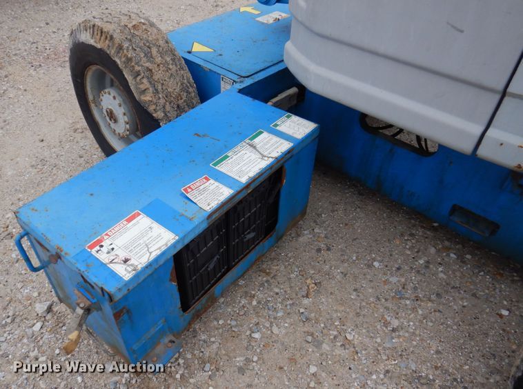 image for item DP5440 1999 Genie Z34/22  boom lift
