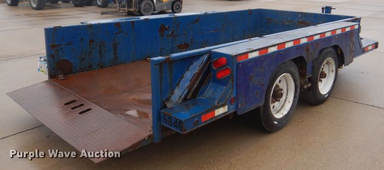 image for item DS8003 2015 B-B trailer  equipment trailer