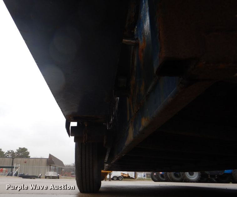image for item DS8003 2015 B-B trailer  equipment trailer