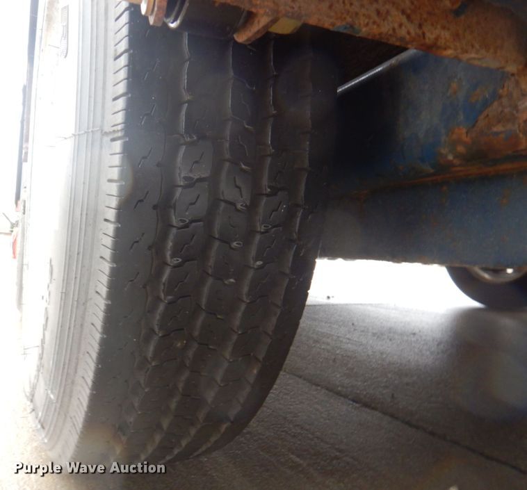 image for item DS8003 2015 B-B trailer  equipment trailer