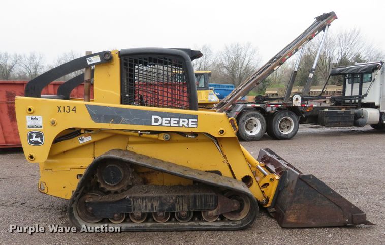 image for item FB9790 2008 John Deere CT332  tracked skid steer loader