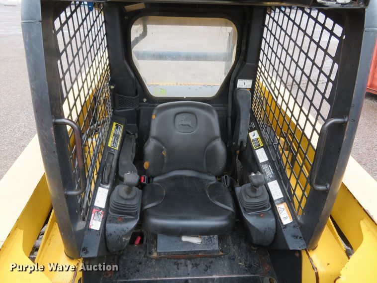 image for item FB9790 2008 John Deere CT332  tracked skid steer loader