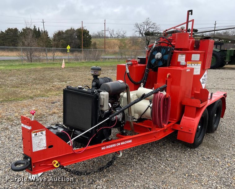 image for item FV9474 2015 Crafco SS125DC  melter applicator