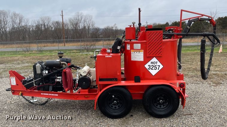 image for item FV9474 2015 Crafco SS125DC  melter applicator