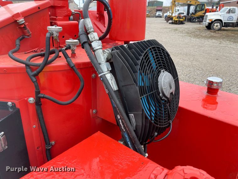 image for item FV9474 2015 Crafco SS125DC  melter applicator