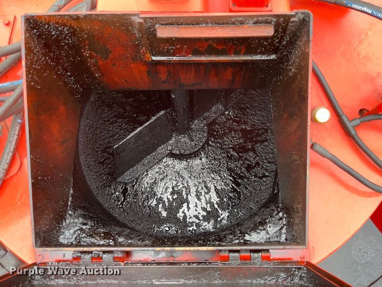 image for item FV9474 2015 Crafco SS125DC  melter applicator