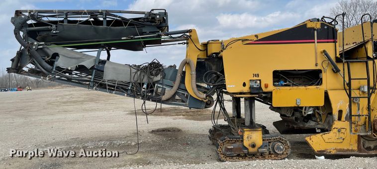 image for item FV9485 1999 Caterpillar PM-200  milling machine