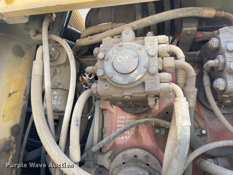 image for item FV9485 1999 Caterpillar PM-200  milling machine