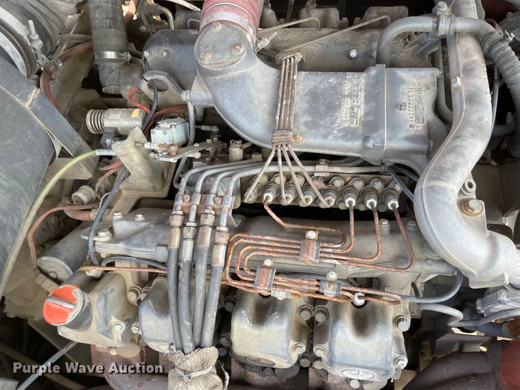 image for item FV9485 1999 Caterpillar PM-200  milling machine