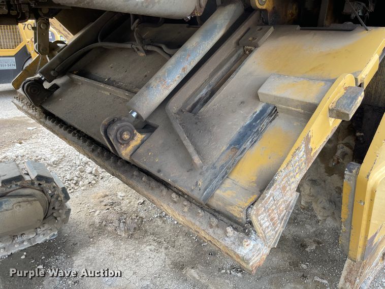 image for item FV9485 1999 Caterpillar PM-200  milling machine