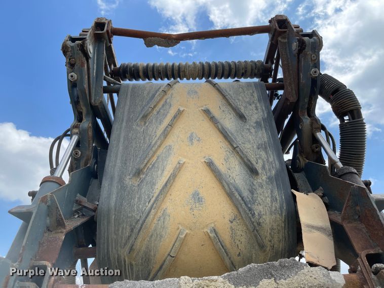 image for item FV9485 1999 Caterpillar PM-200  milling machine