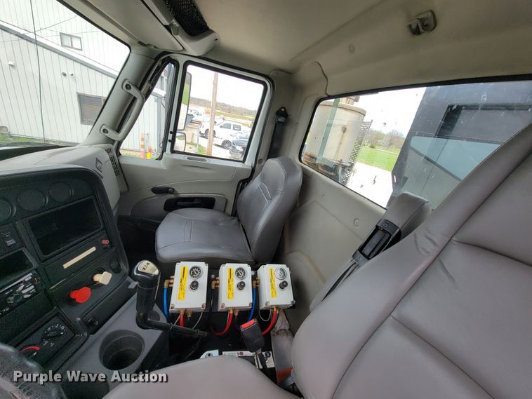 image for item HF9342 2012 International ProStar Plus  dump truck