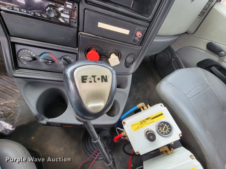 image for item HF9342 2012 International ProStar Plus  dump truck