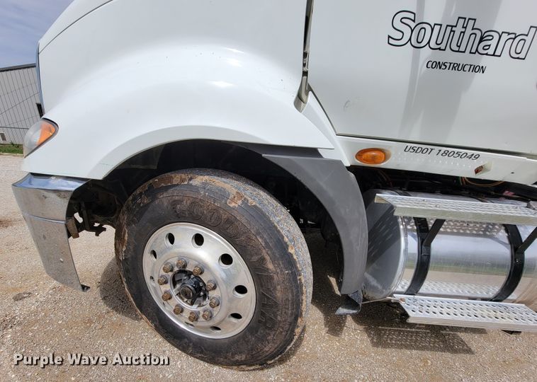 image for item HF9342 2012 International ProStar Plus  dump truck