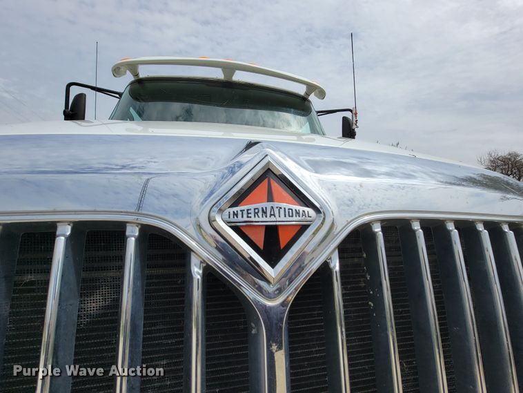 image for item HF9342 2012 International ProStar Plus  dump truck