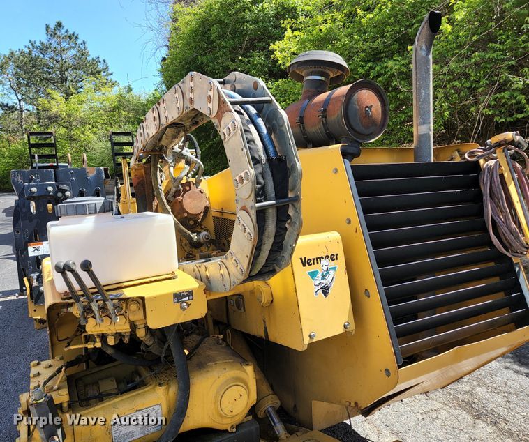 image for item HK9459 2000 Vermeer D24X40A  directional boring unit