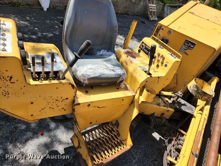 image for item HK9459 2000 Vermeer D24X40A  directional boring unit