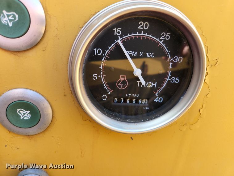 image for item HK9459 2000 Vermeer D24X40A  directional boring unit