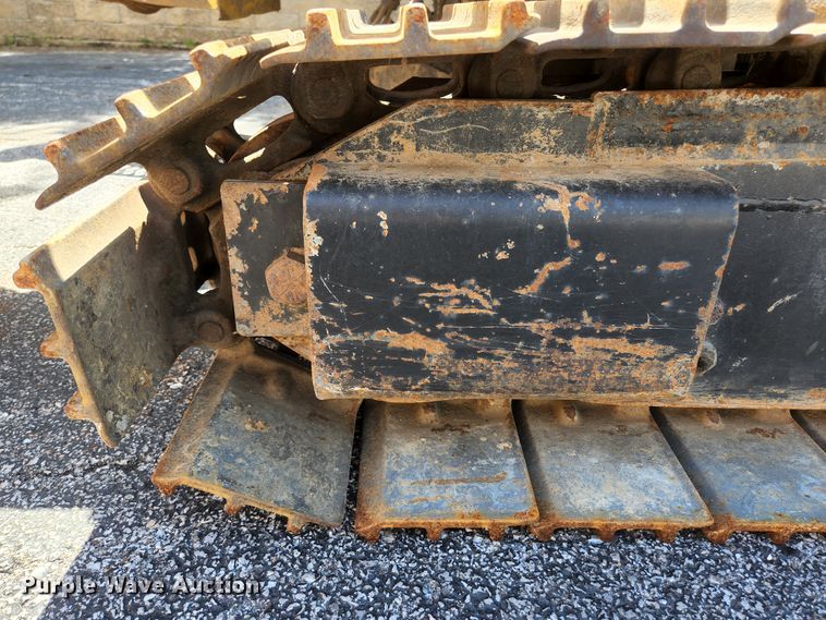 image for item HK9459 2000 Vermeer D24X40A  directional boring unit